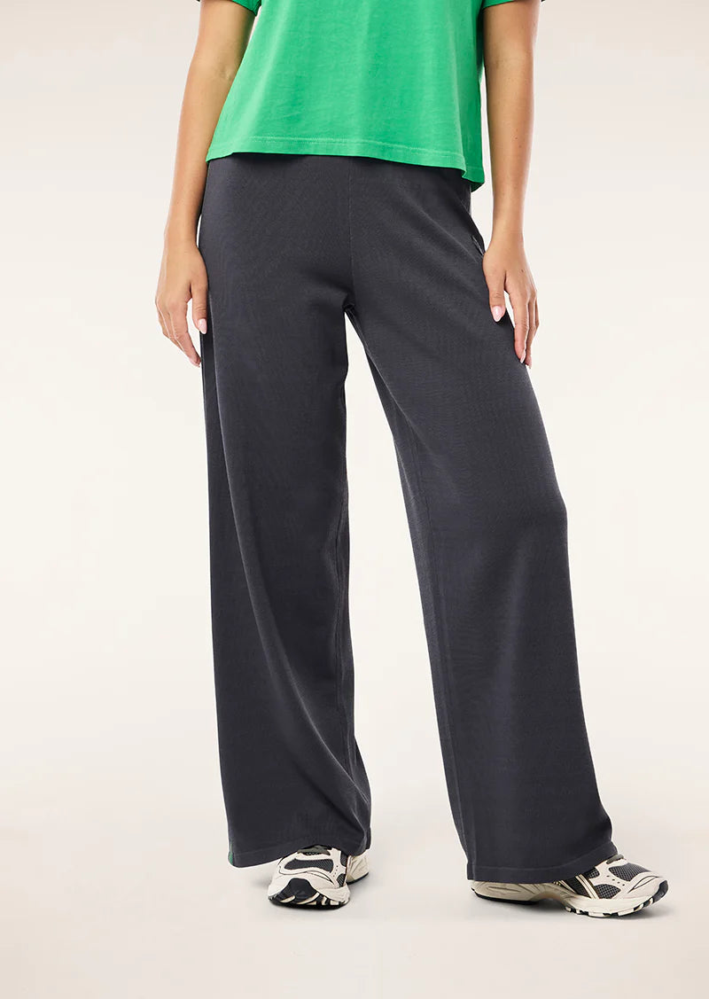 Retreat Knit Pant - Caviar
