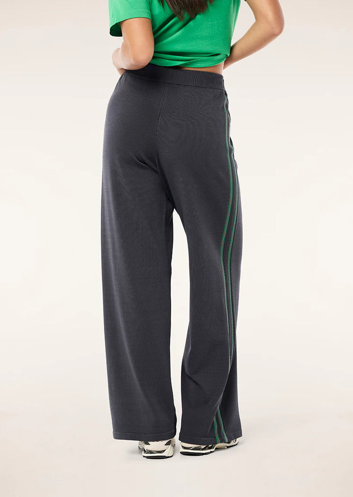 Retreat Knit Pant - Caviar