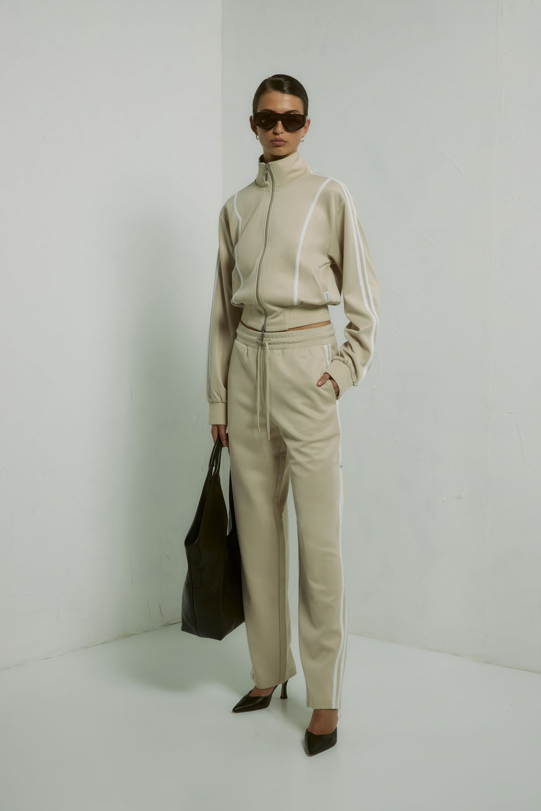 Kinetic Pant - Almond