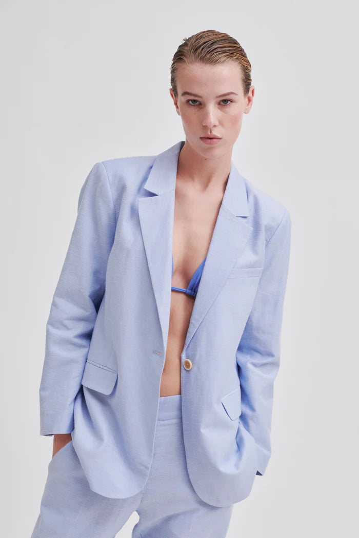 Liah Structured Blazer - Brunnera Blue