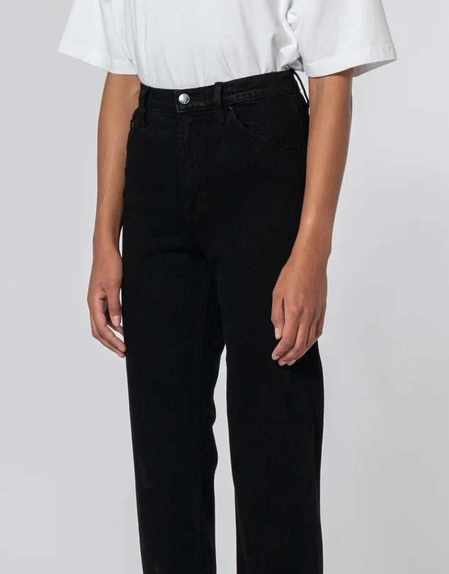 Loretta Jean - Pitch Black