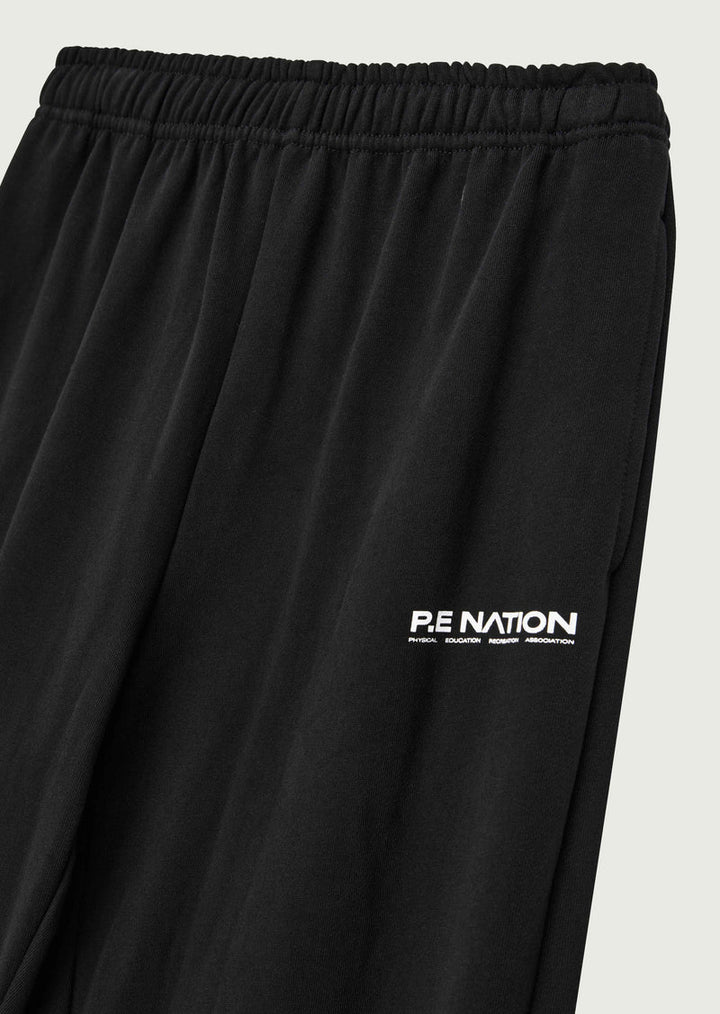 Qualify Track Pant - Black