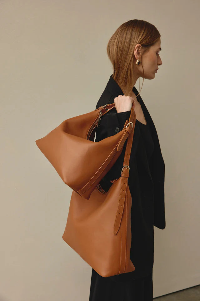 Harper Hobo Bag - Tan