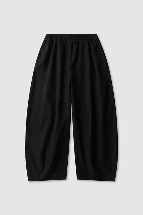 Lola Barrel Pant - Black