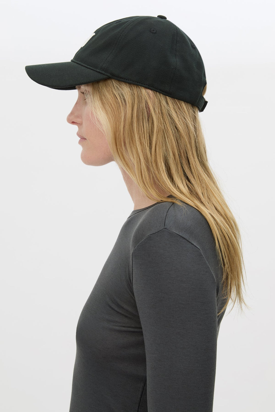 Isolde Embroidered Logo Cap - Black/White