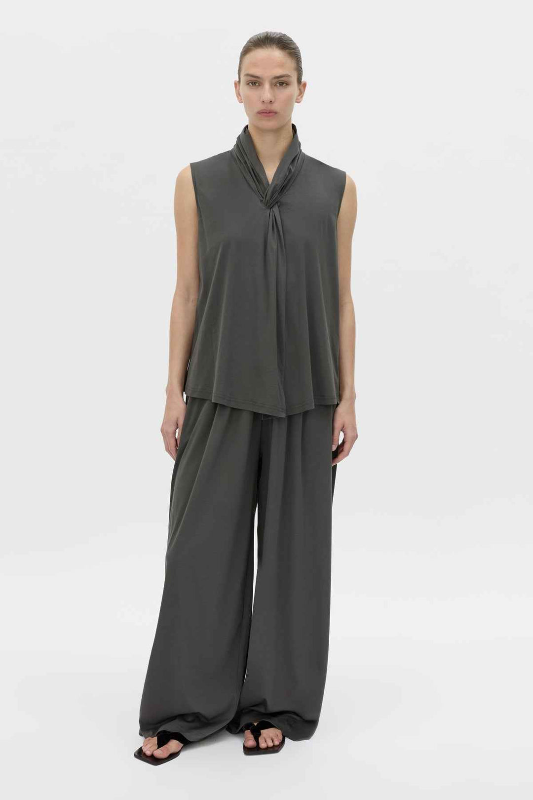 Senae Lightweight Lounge Pant - Charcoal