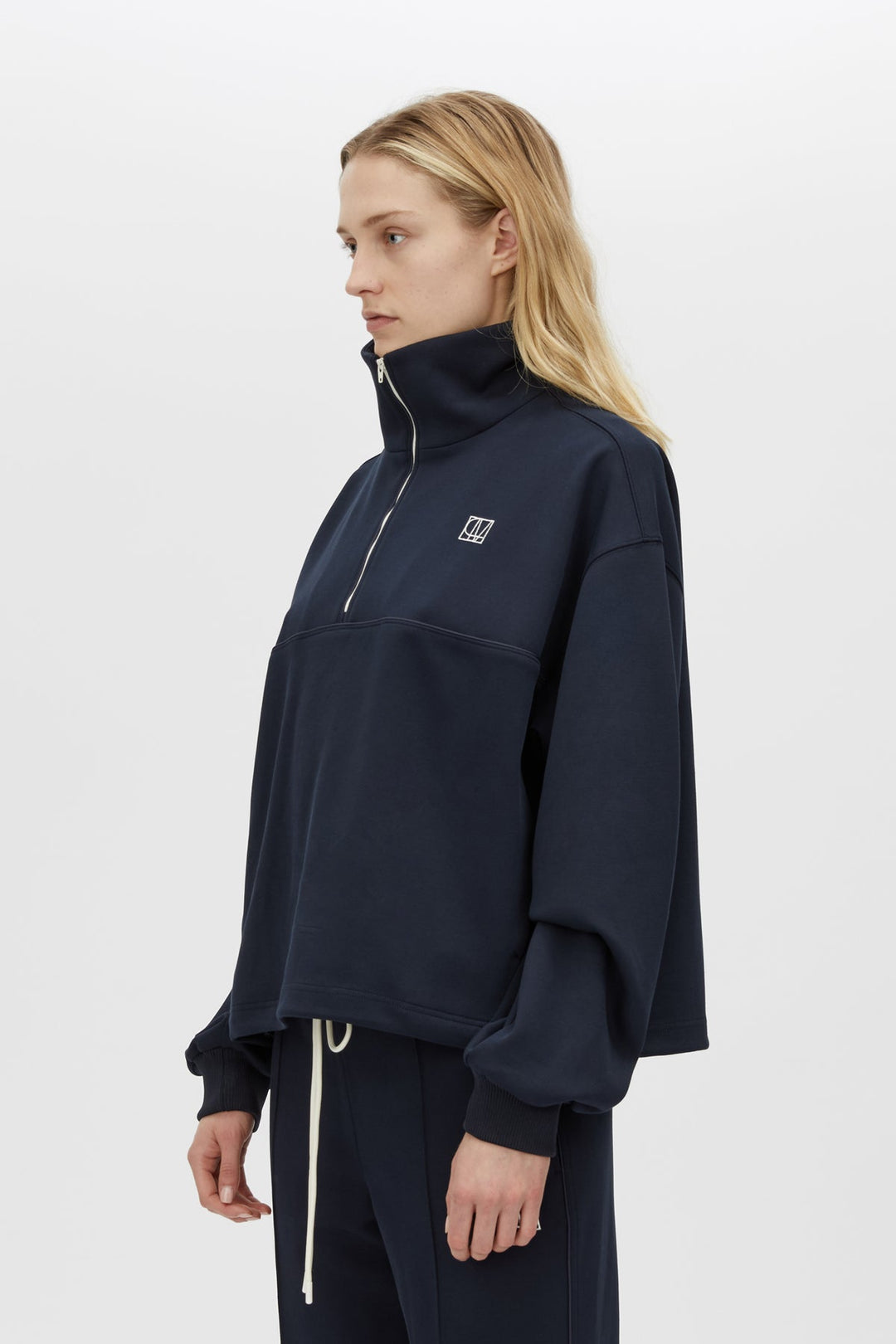 Zylus Sweater - Navy/White