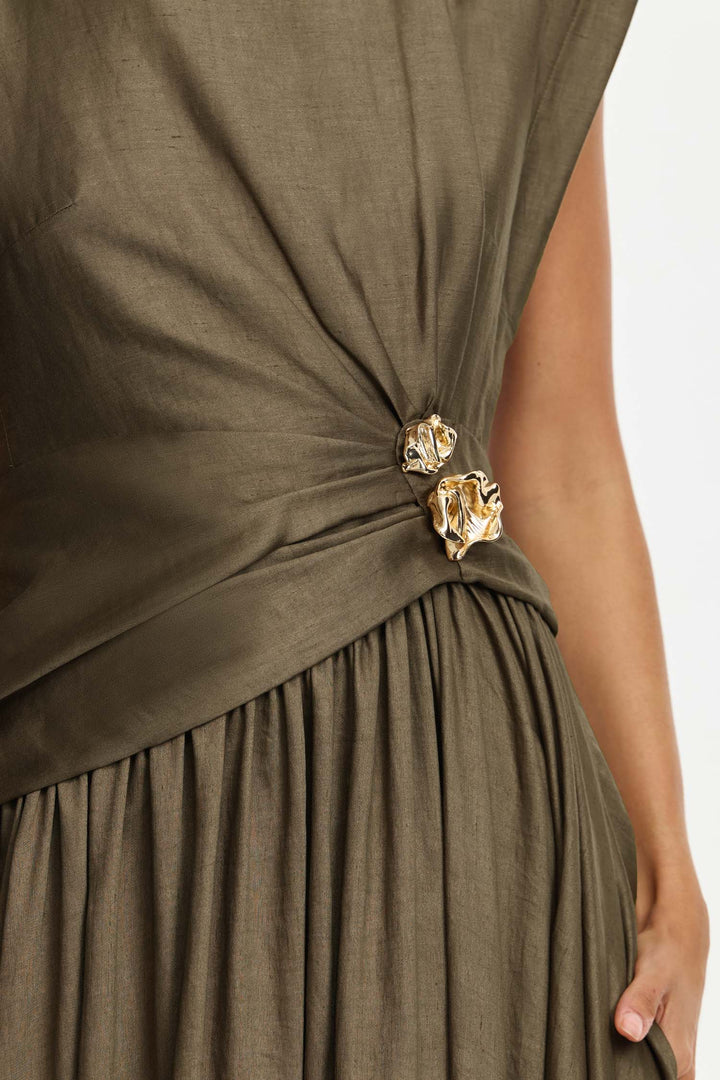 Mannersly Maxi Dress - Pecan