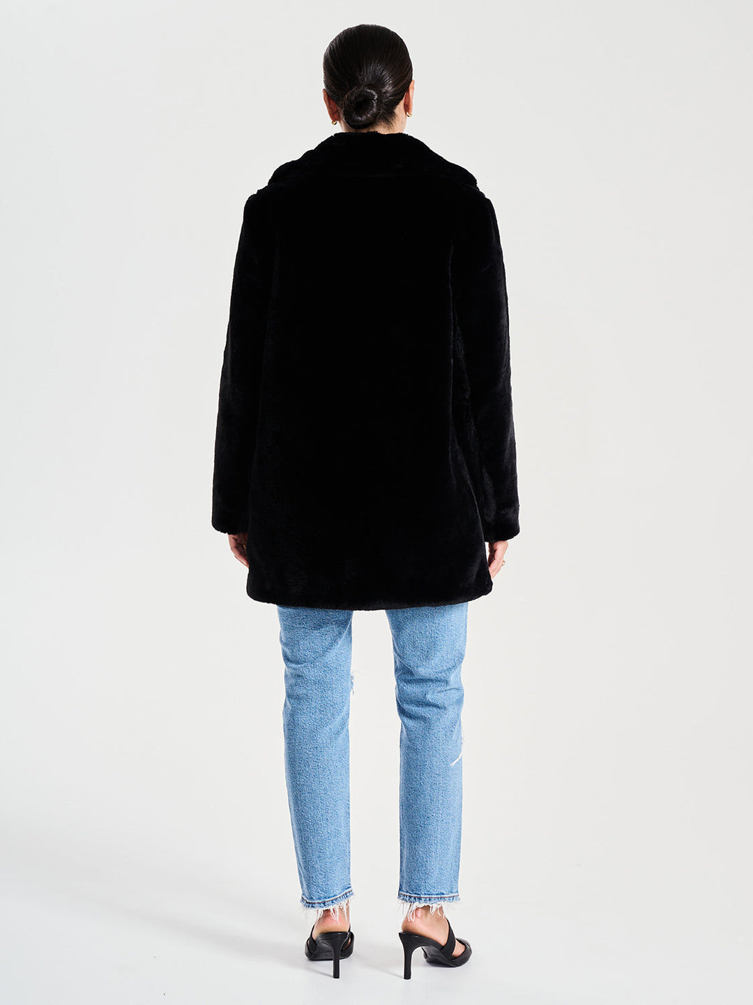 Minimalist Faux Fur Jacket - Black