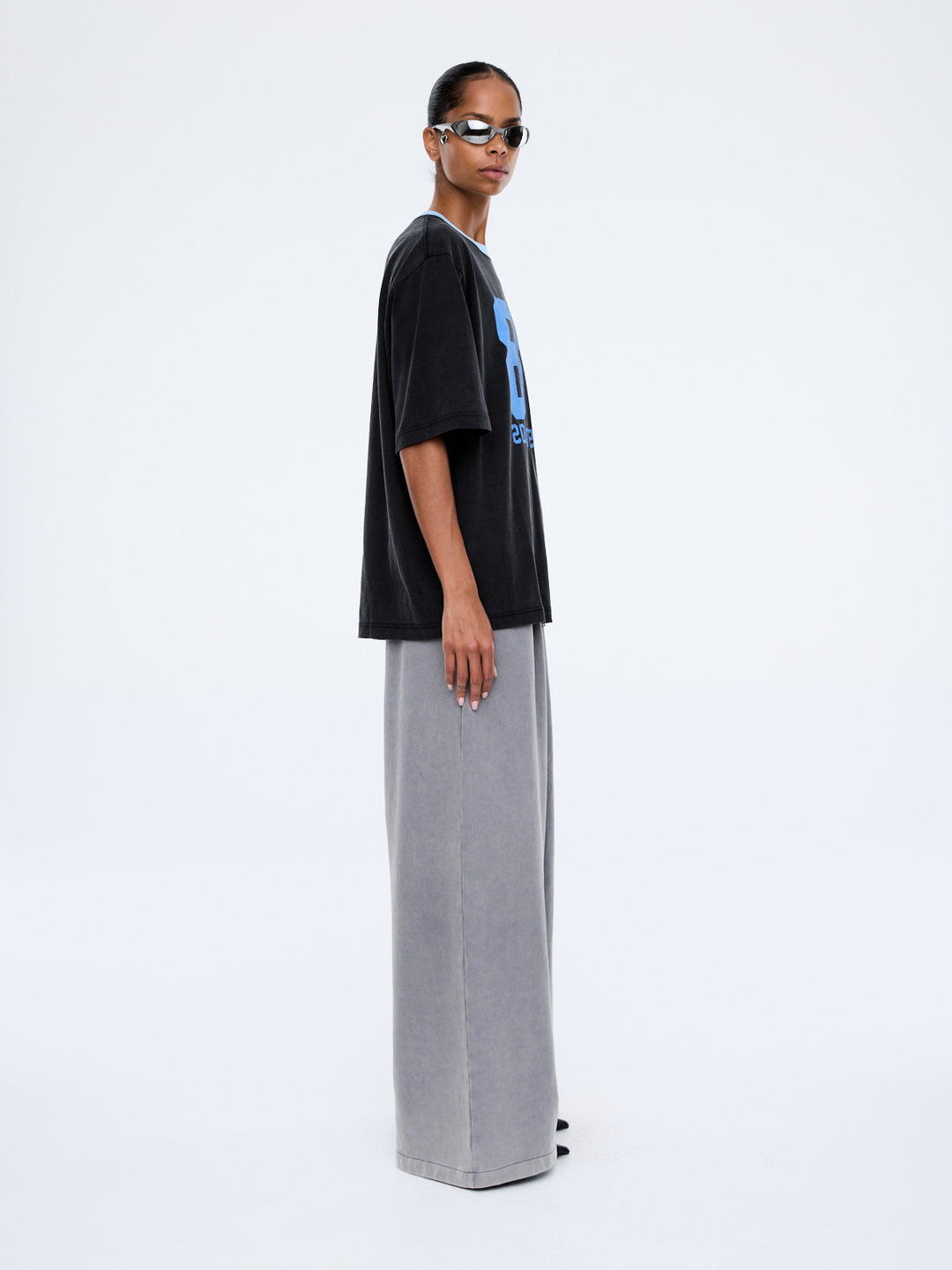 Sophia Relaxed Tee - Vintage Black/Pelly Studio