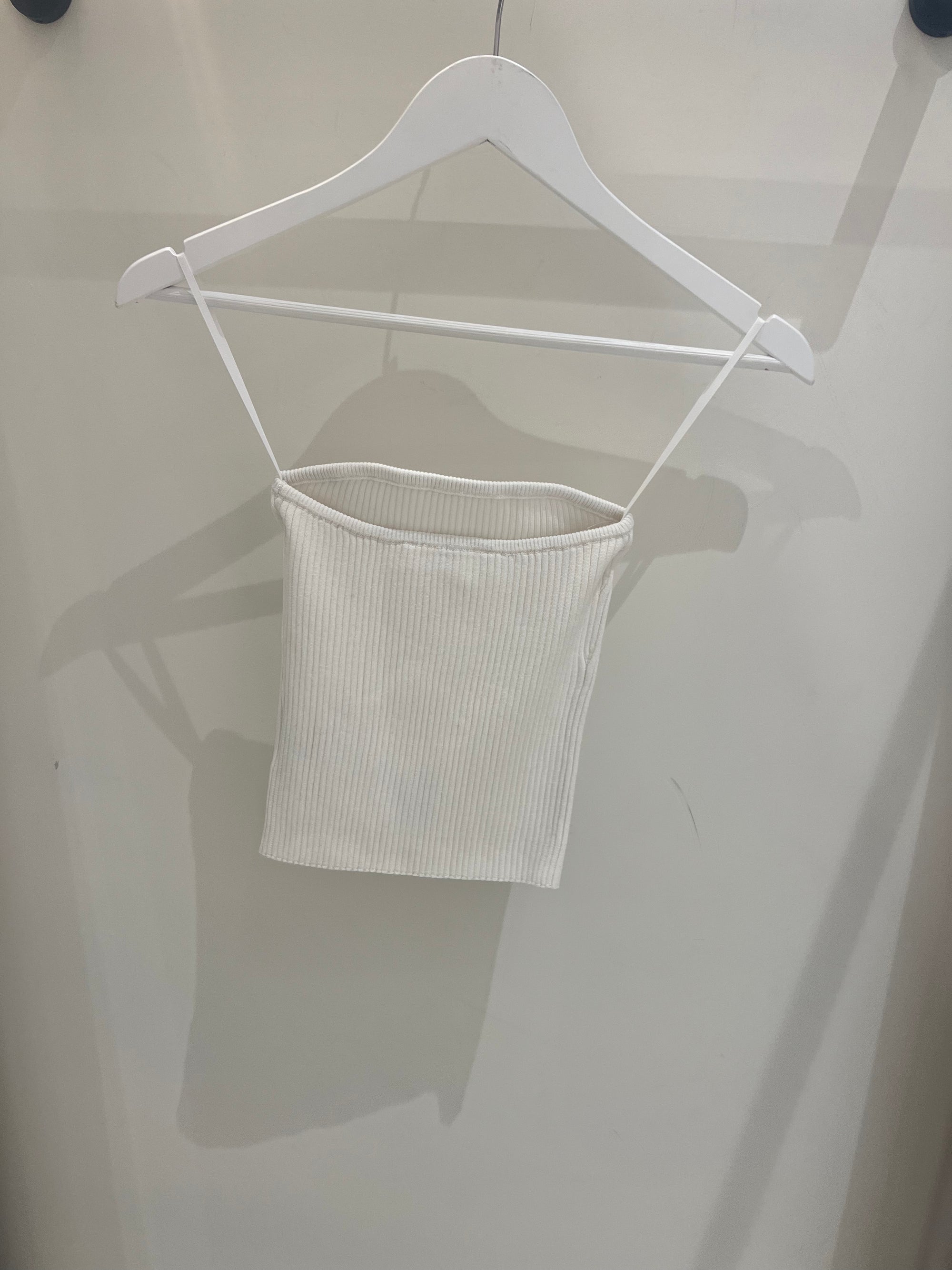 Skara Strapless Rib Top - White