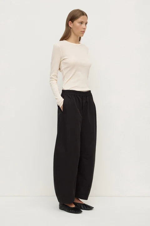 Lola Barrel Pant - Black