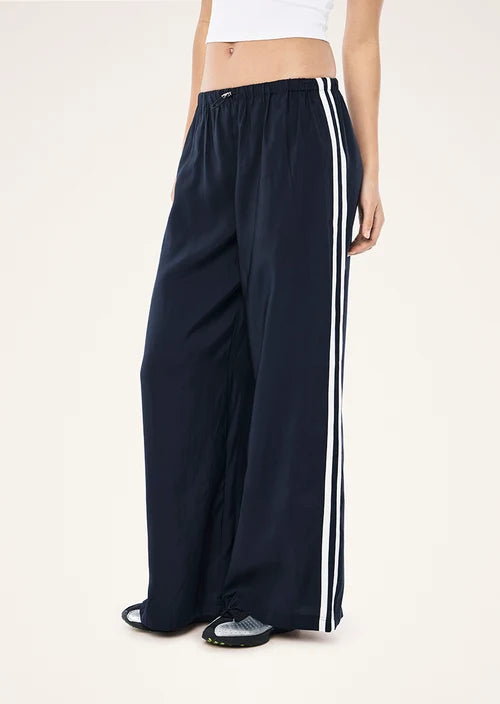 Revive Modal Pant - Black/Whisper White