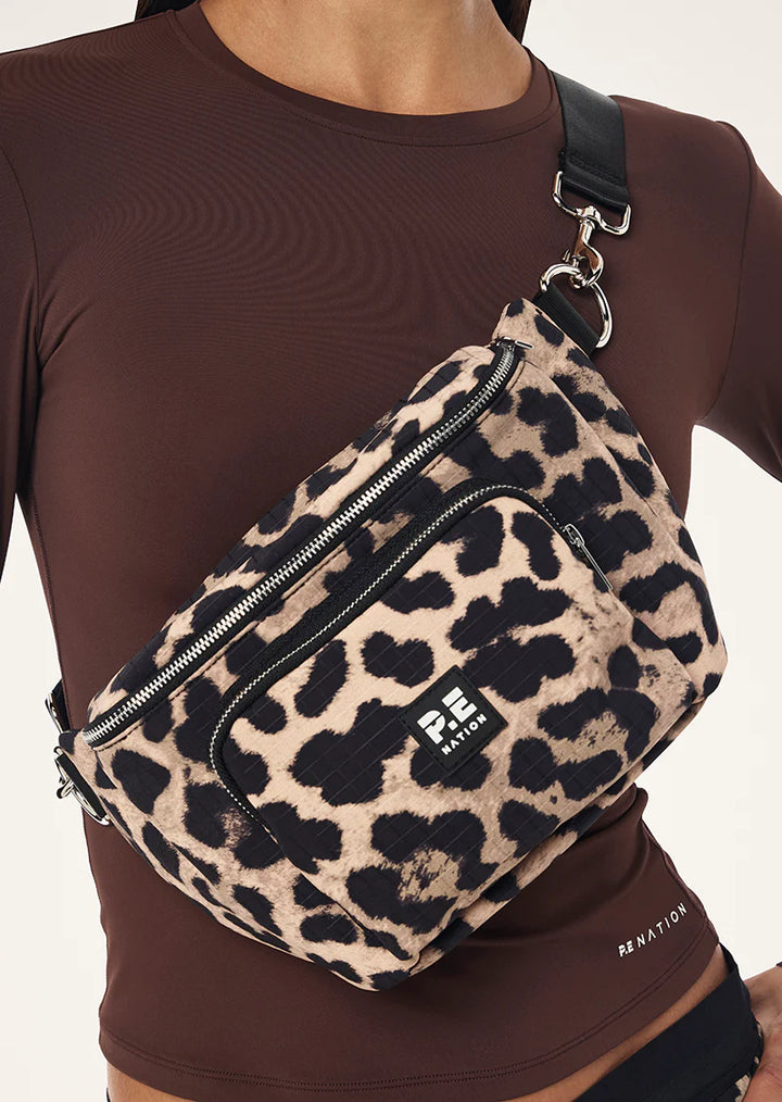 Signature Cross Body Bag - Leopard Print