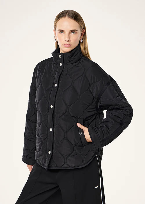 Surge Quilt Jacket - Black