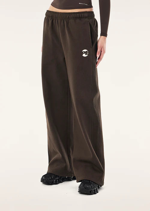 Voltage Straight Leg Track Pant - Coffee