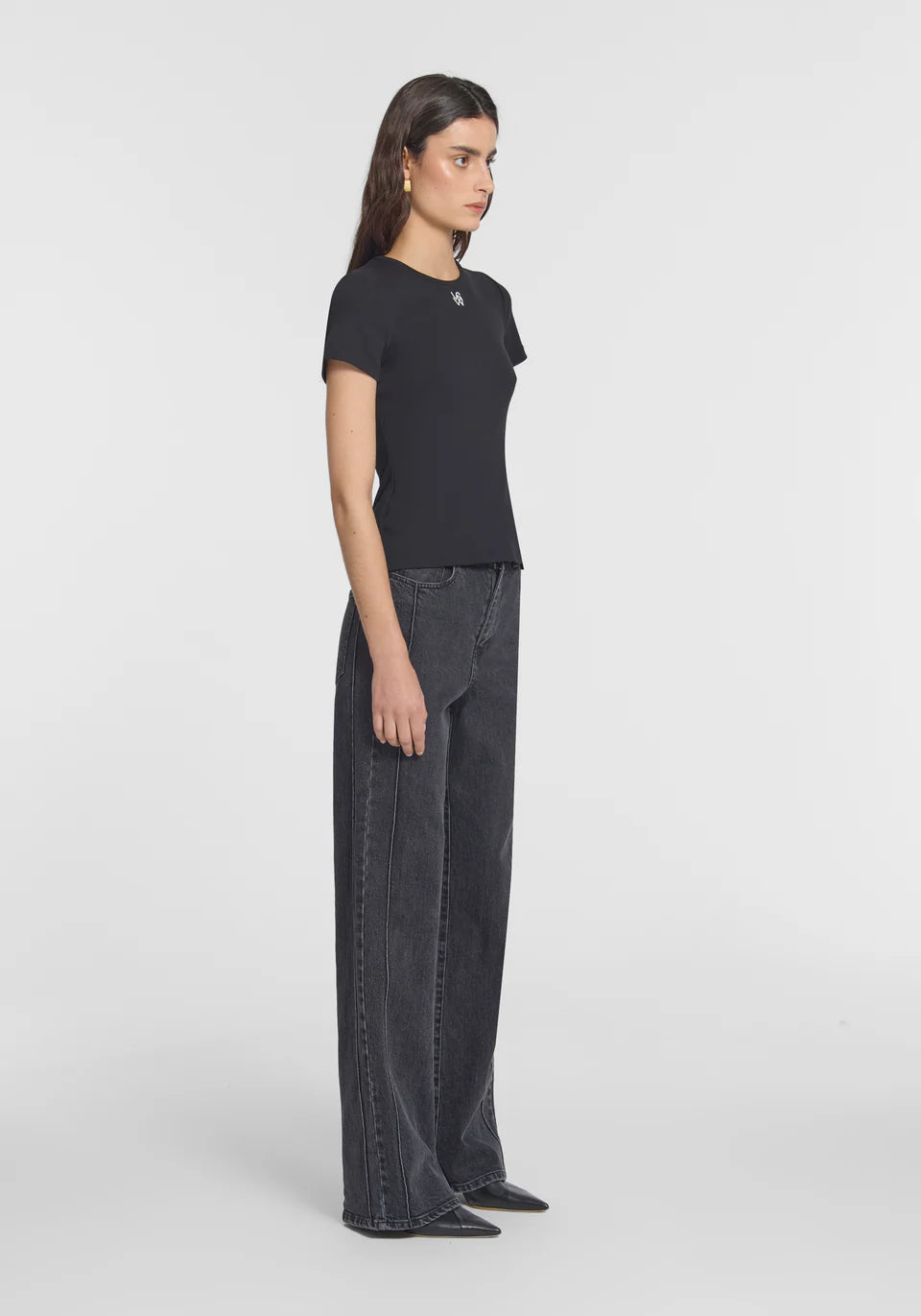 V&W Tee - Black