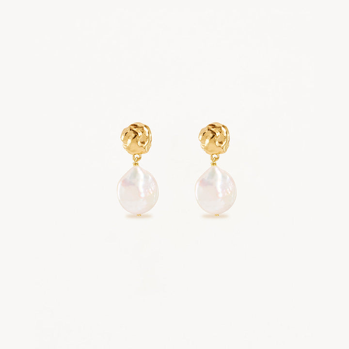 Endless Grace Pearl Drop Earrings Gold