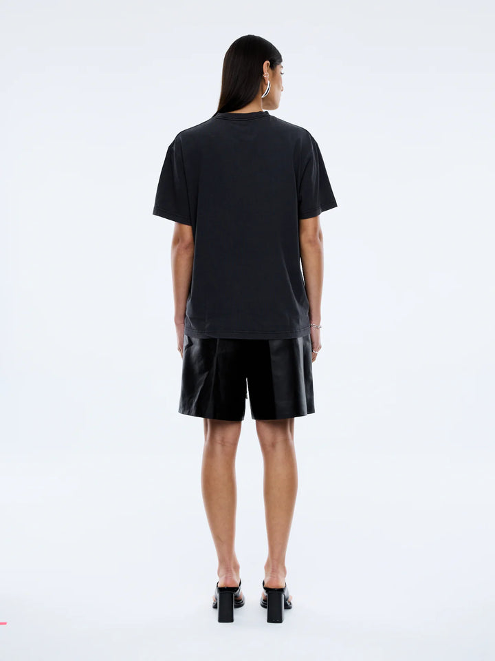 Crawling Leopard Tee - Vintage Black