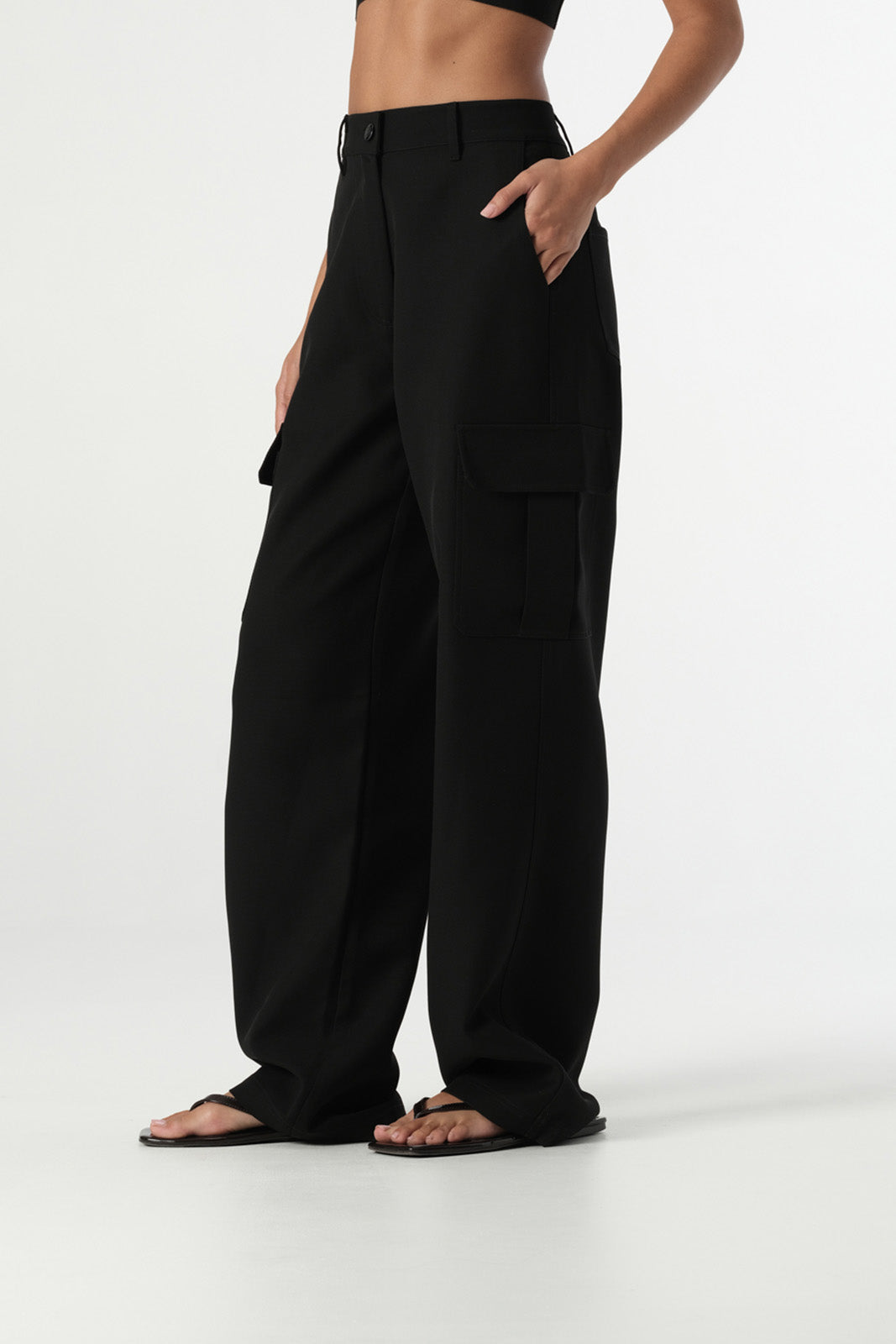 Asuko Cargo Pant - Black