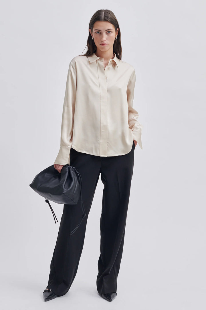 Galla Silky Shirt - French Oak