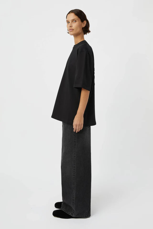 Iwan Embroidery Tee - Black