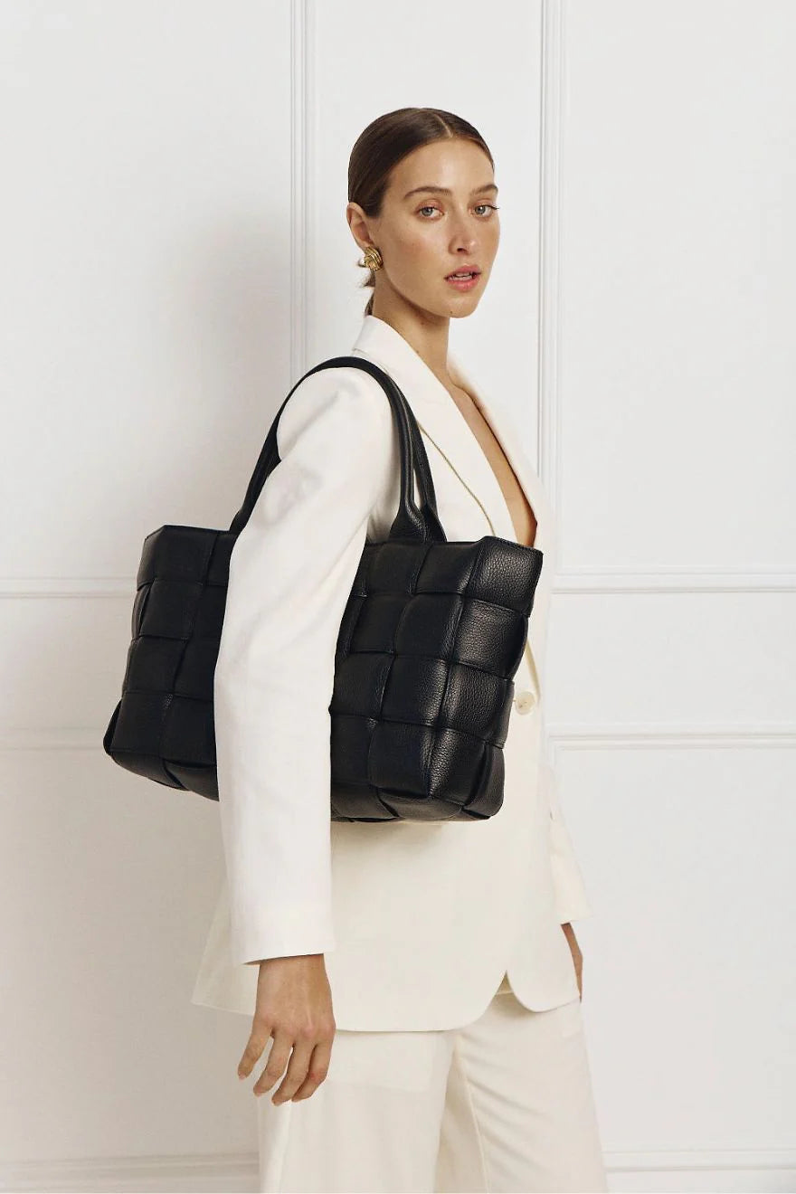 Margot XL - Black