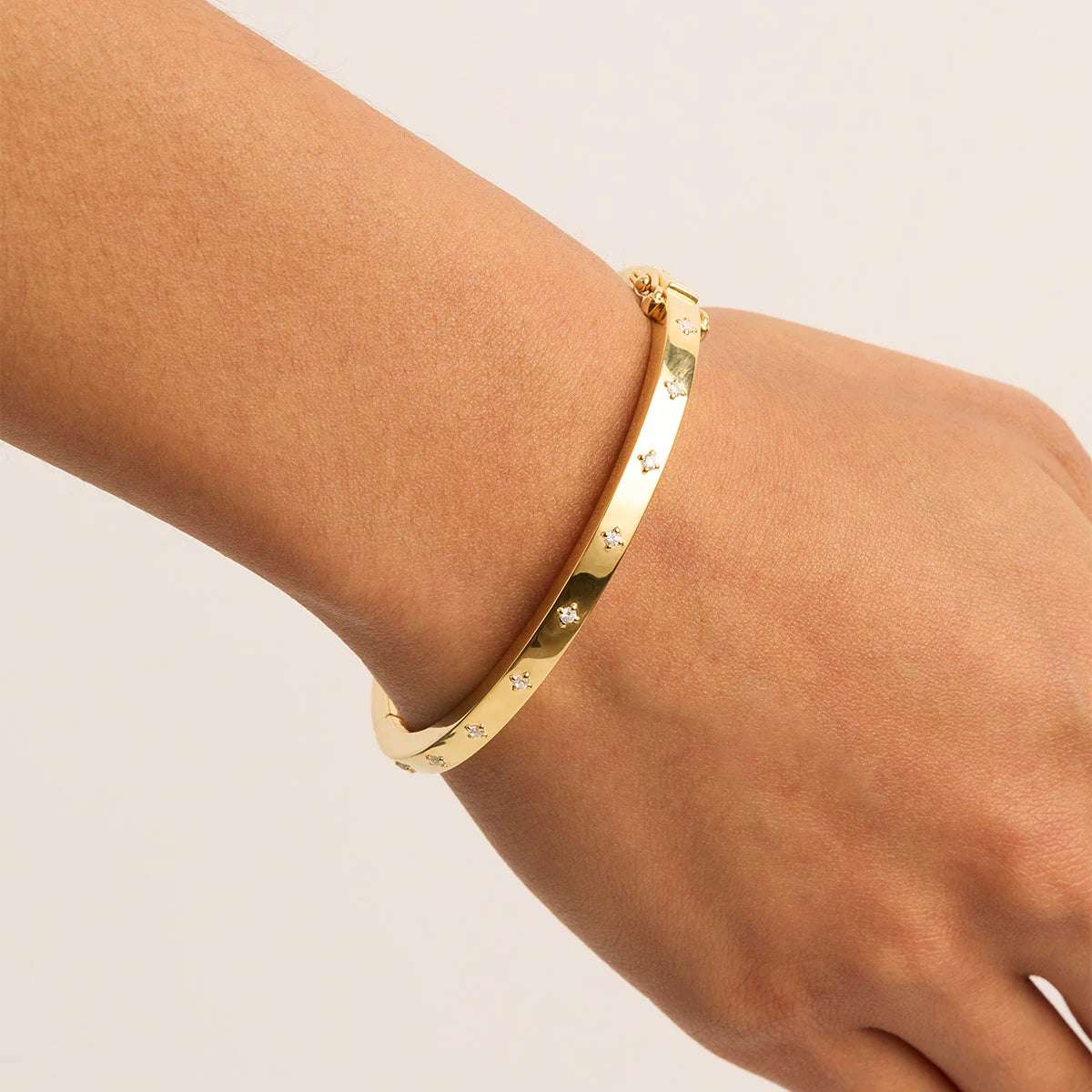 Live In Love Hinged Bracelet - Gold