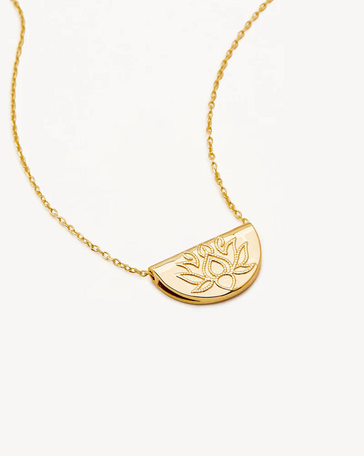 Lotus Short Necklace - 18k Gold Vermeil