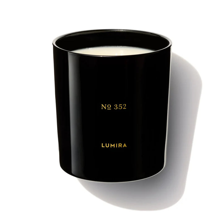 No352 Leather and Cedar Candle