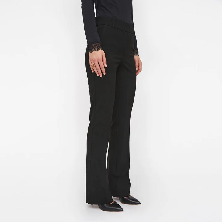 Clara 285 Flared Pant - Black Glow