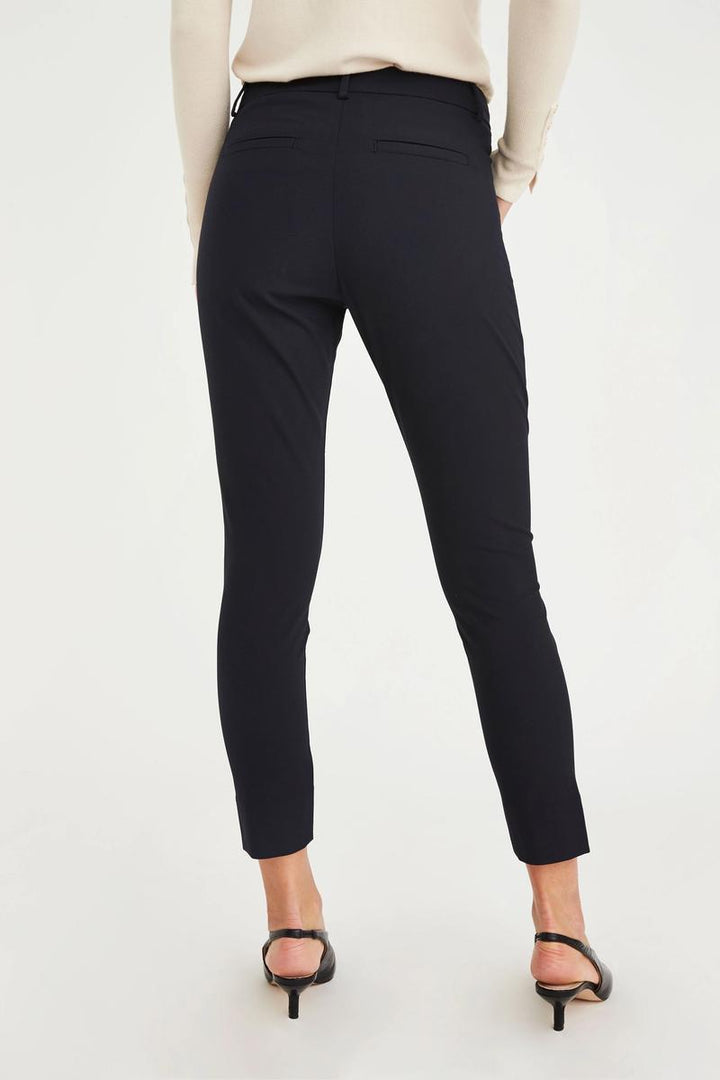 Angelie 285 Split - Glow Black